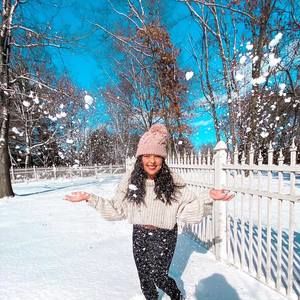 Meet your Posher, Adoree